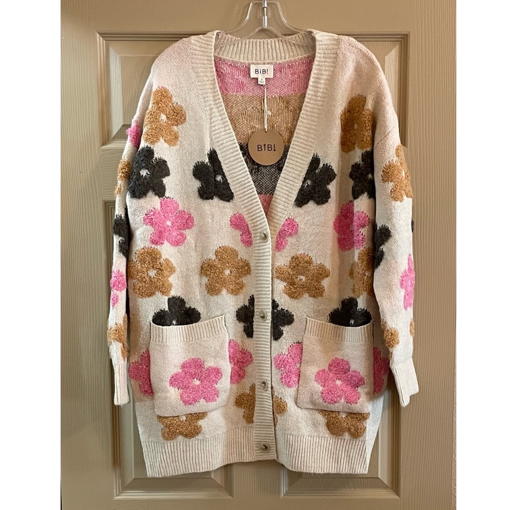 Retro Flower Power Cozy Cream Knit Cardigan - Picture 7 of 9